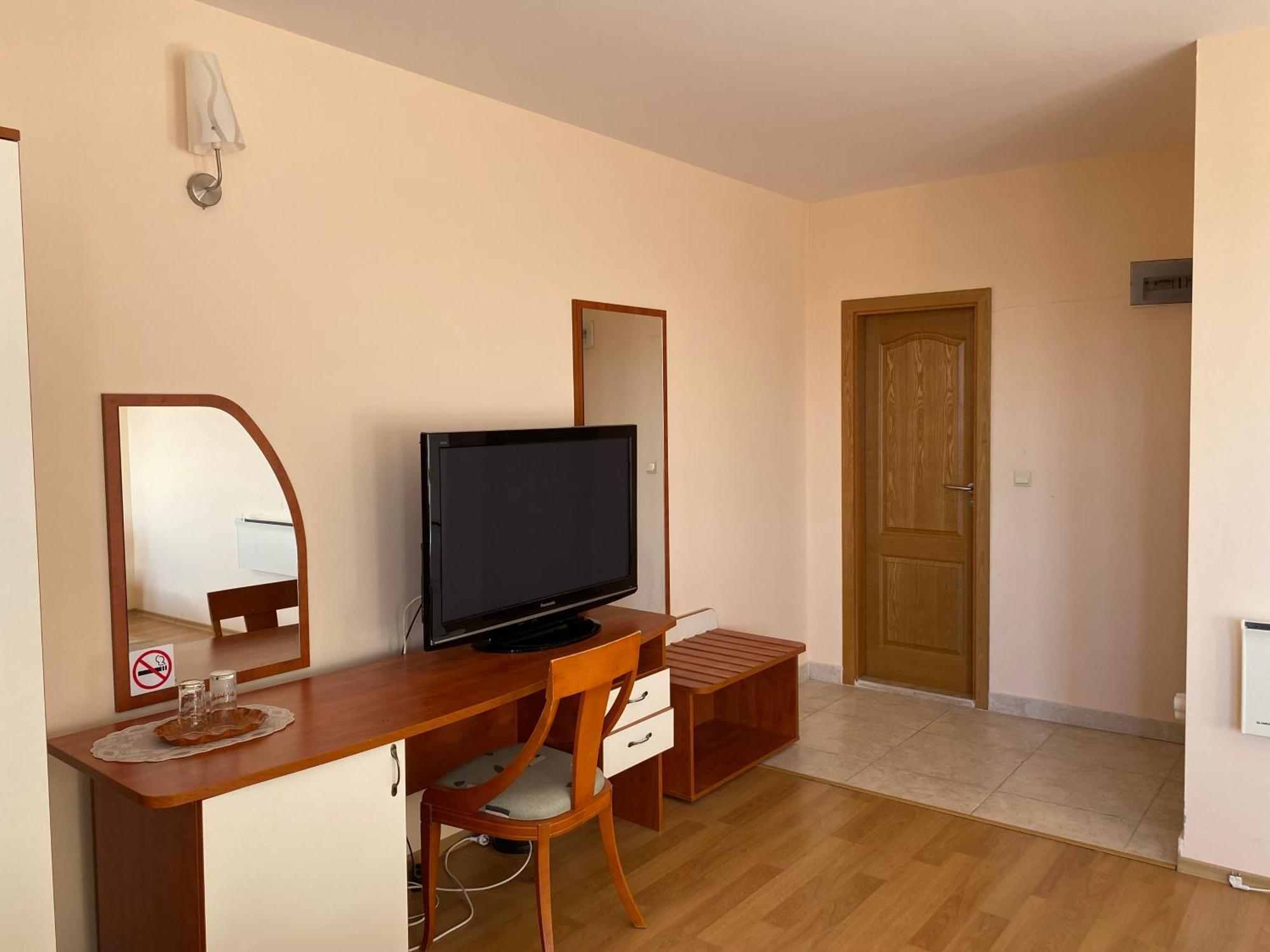 Guest House Golden Flake 4Km From Bolata Beach Булґарево Екстер'єр фото